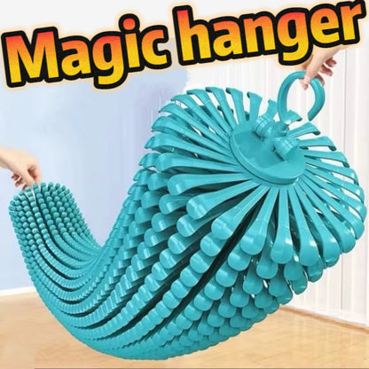 August: Magic Multi-Support Hangers