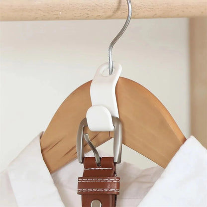 August: Magic Multi-Support Hangers